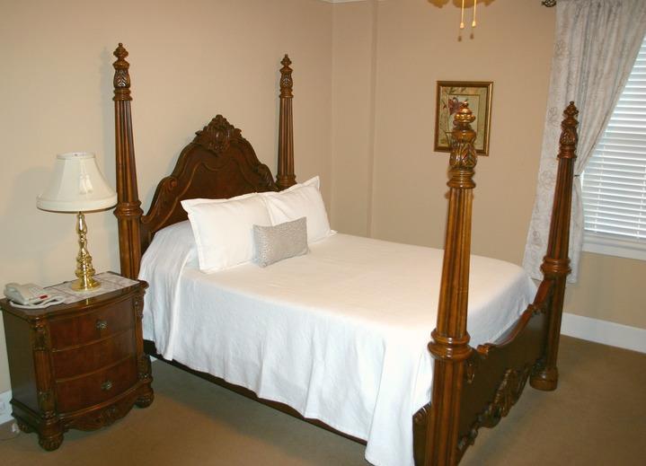 The Woodford Inn Versailles Zewnętrze zdjęcie